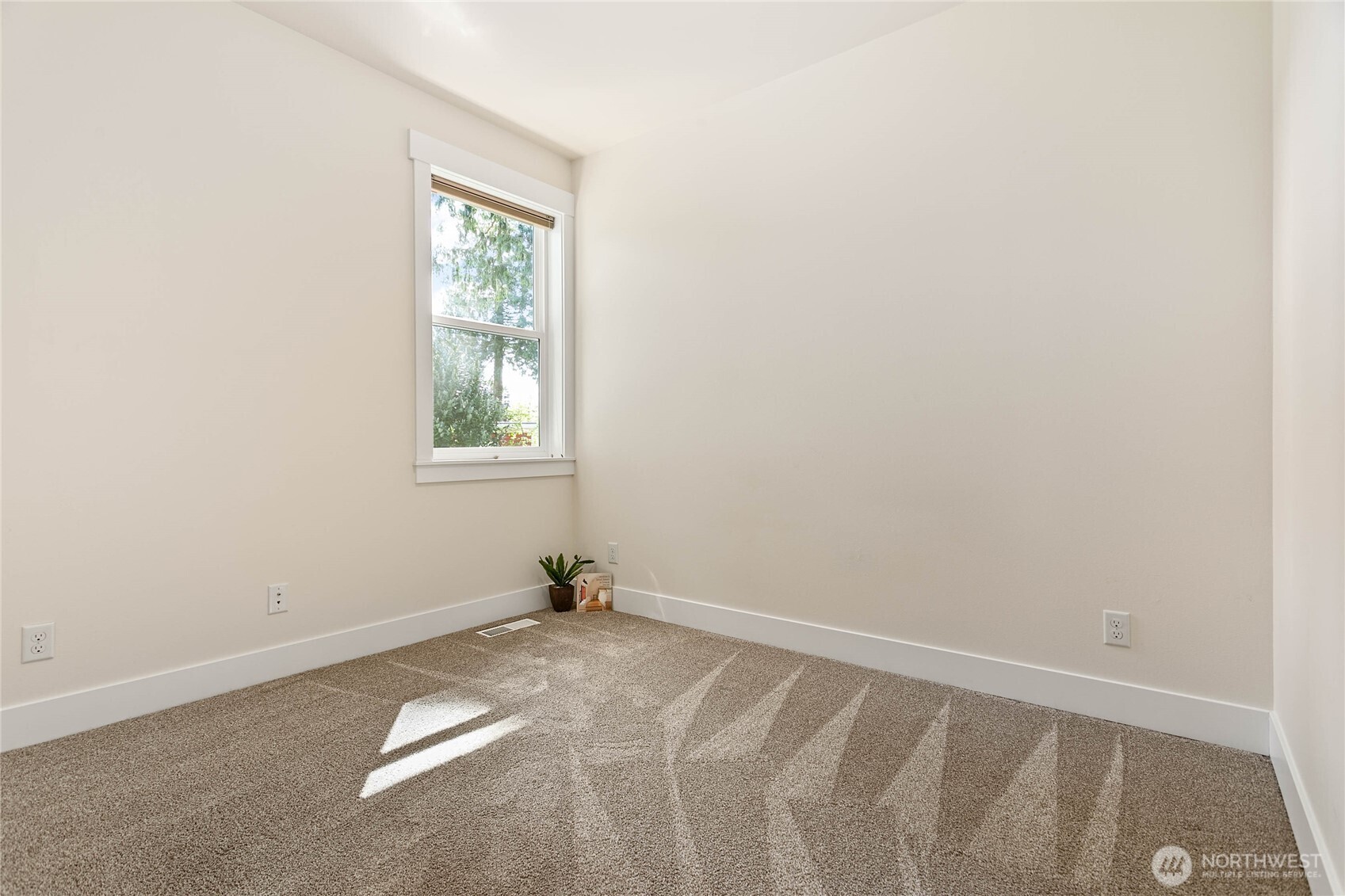 4597 Orcas Way Ferndale, WA 98248 - Photo 19 of 40 an empty room with a window