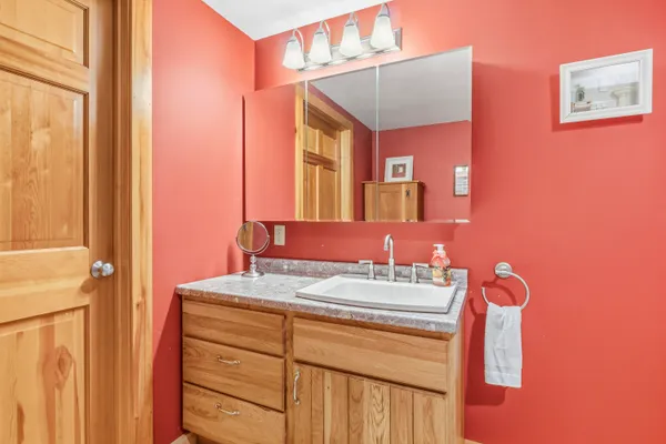 $620,000 | 31 Lakeridge Lane, Unit 31, Smithfield, ME 04978