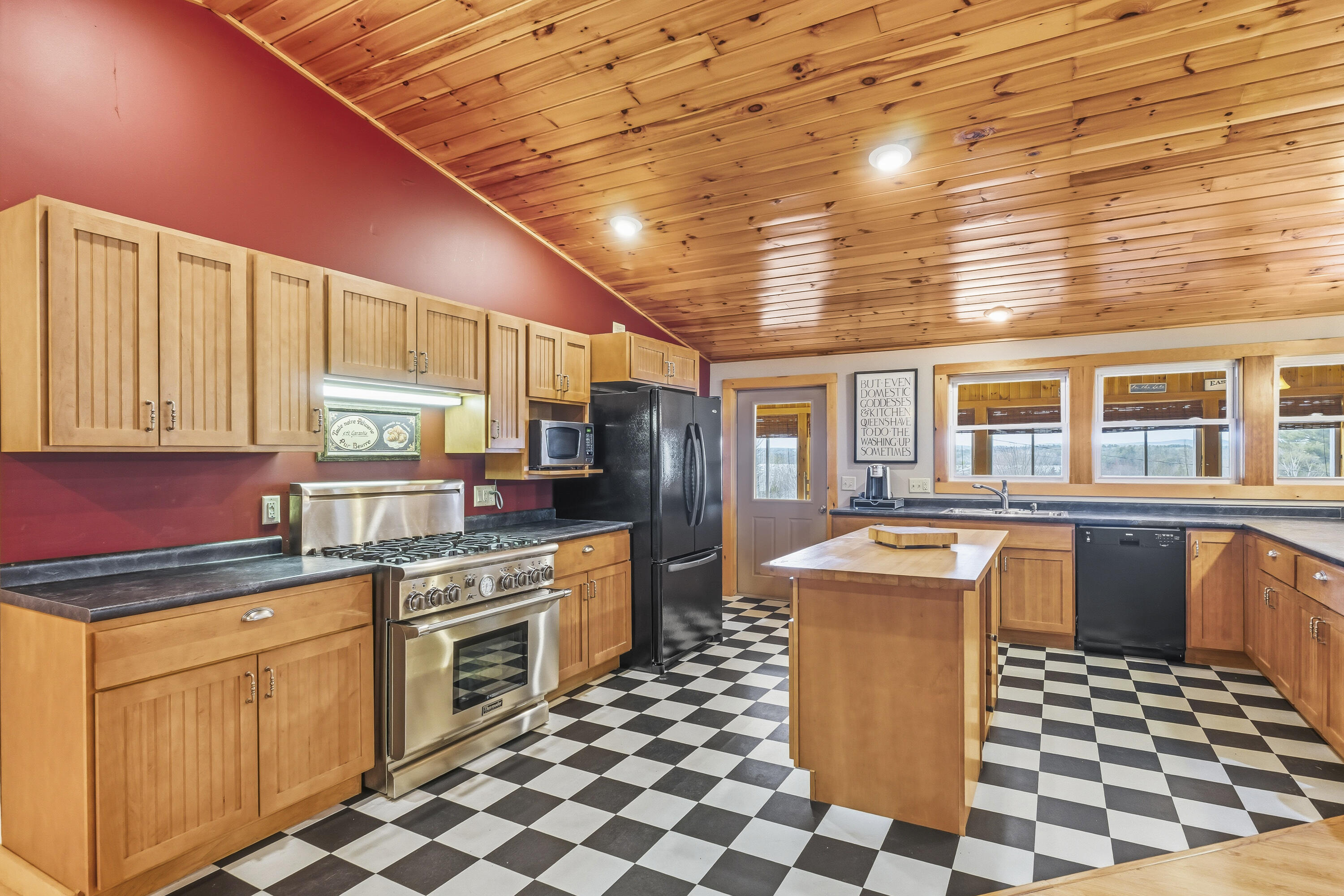 31 Lakeridge Lane, Unit 31 Smithfield, ME 04978 - Photo 5 of 70 31 Lakeridge Ln_118