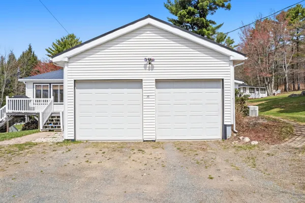 $620,000 | 31 Lakeridge Lane, Unit 31, Smithfield, ME 04978