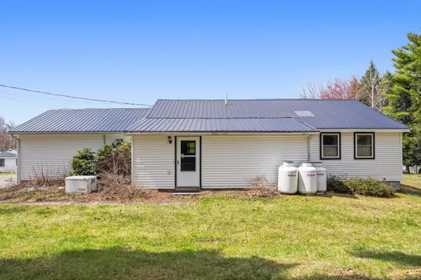 $620,000 | 31 Lakeridge Lane, Unit 31, Smithfield, ME 04978