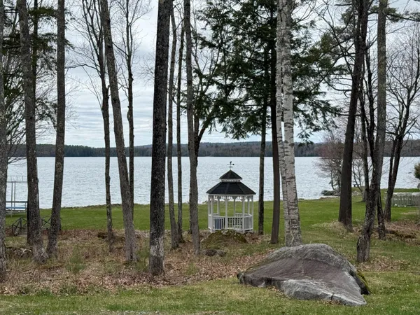 $620,000 | 31 Lakeridge Lane, Unit 31, Smithfield, ME 04978
