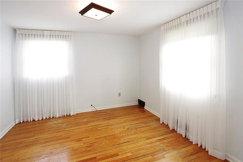 8155 Post Road Allison Park, PA 15101 - Photo 14 of 19 Gallery Image 14