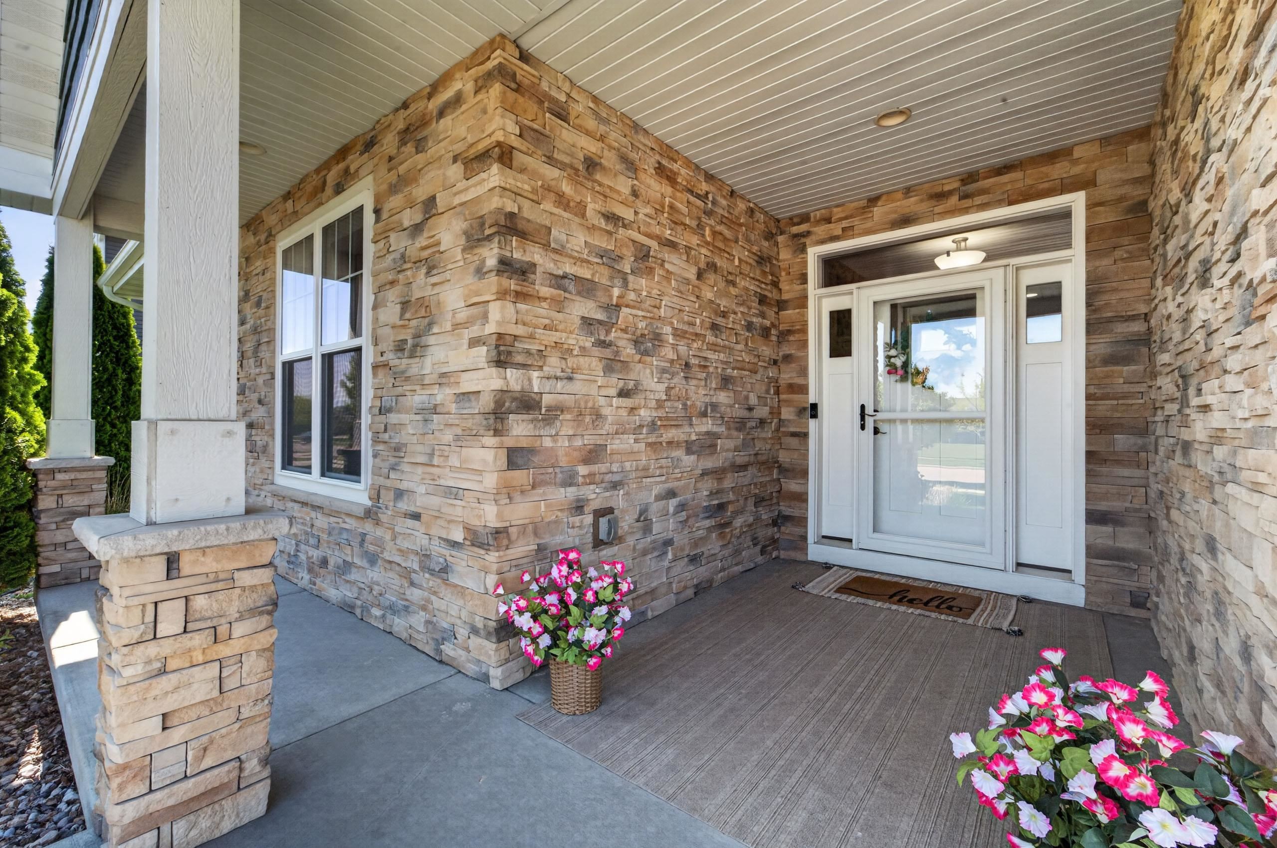 4419 Eagle Ridge Lane Windsor, WI 53598 - Photo 3 of 64