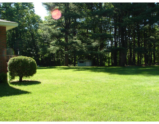 36 Parker Road Chelmsford, MA 01824 - Photo 2 of 5 Gallery Image 2
