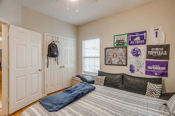 $6,000 | 3200 Lubbock Avenue, Fort Worth, TX 76109