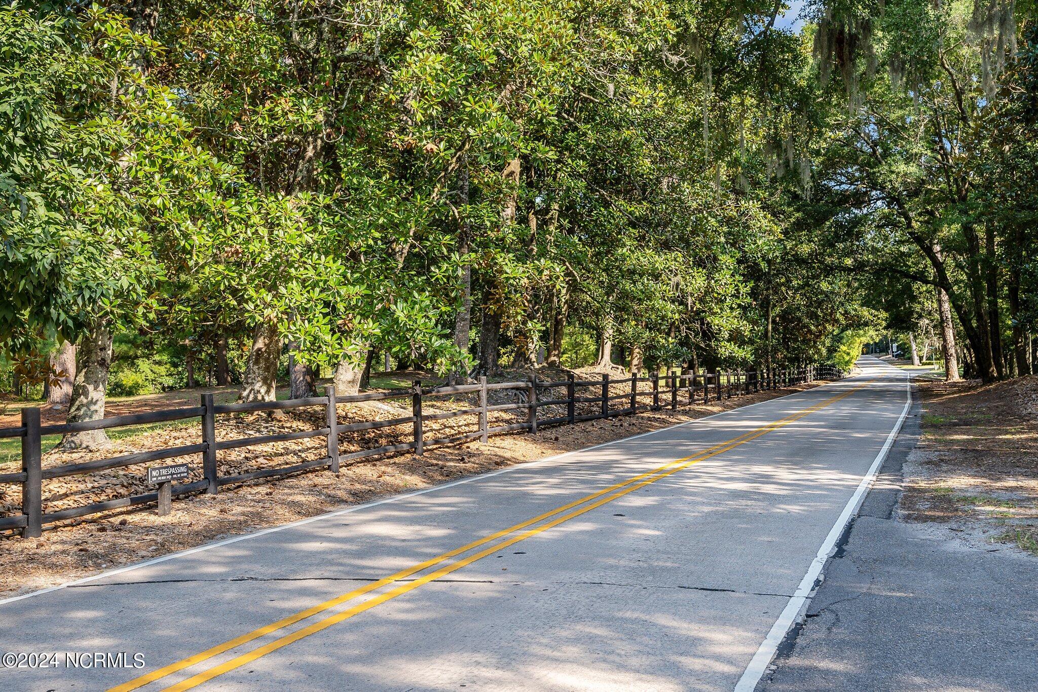 521 Airlie Road Wilmington, NC 28403 - Photo 3 of 16 6 521 Airlie Listing