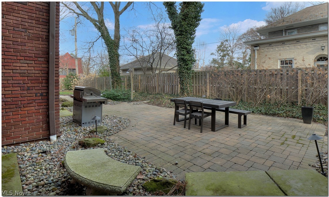 2876 Attleboro Road Cleveland, OH 44120 - Photo 4 of 31 Gallery Image 4
