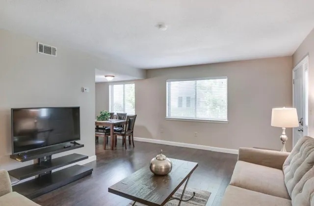 $1,800 | 3985 North Quail Lane, Chattanooga, TN 37415