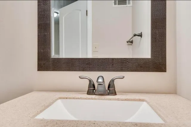 $1,800 | 3985 North Quail Lane, Chattanooga, TN 37415