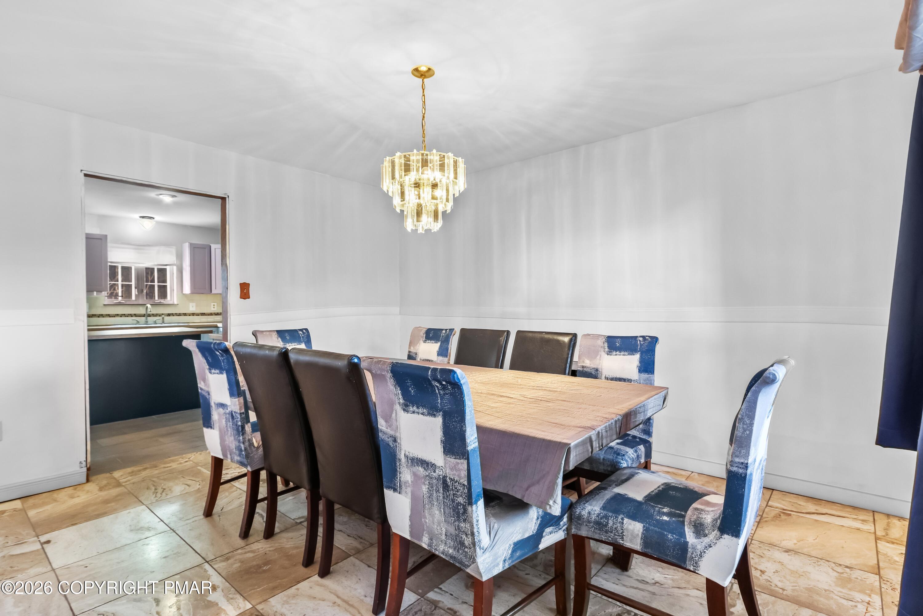 2247 Reo Drive Effort, PA 18330 - Photo 18 of 41 095A5619