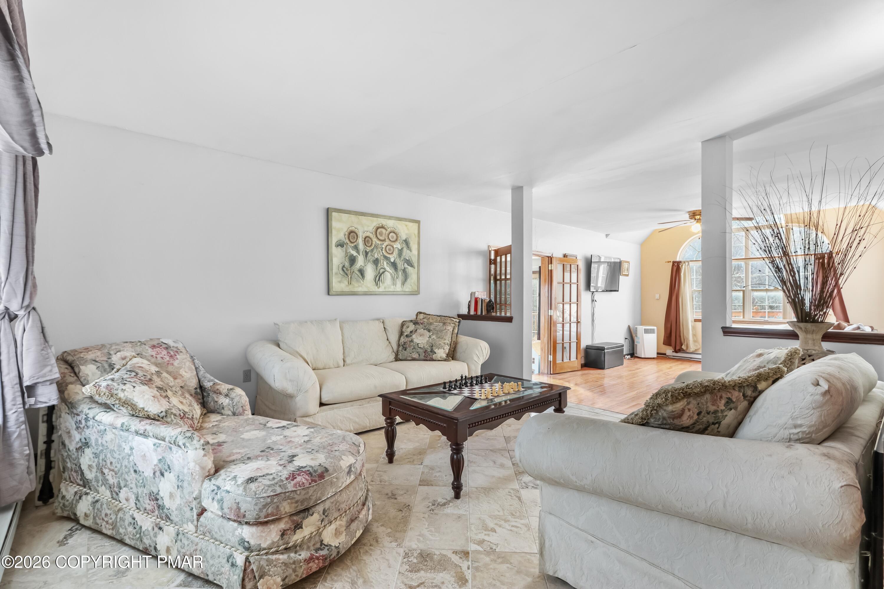 2247 Reo Drive Effort, PA 18330 - Photo 19 of 41 095A5614