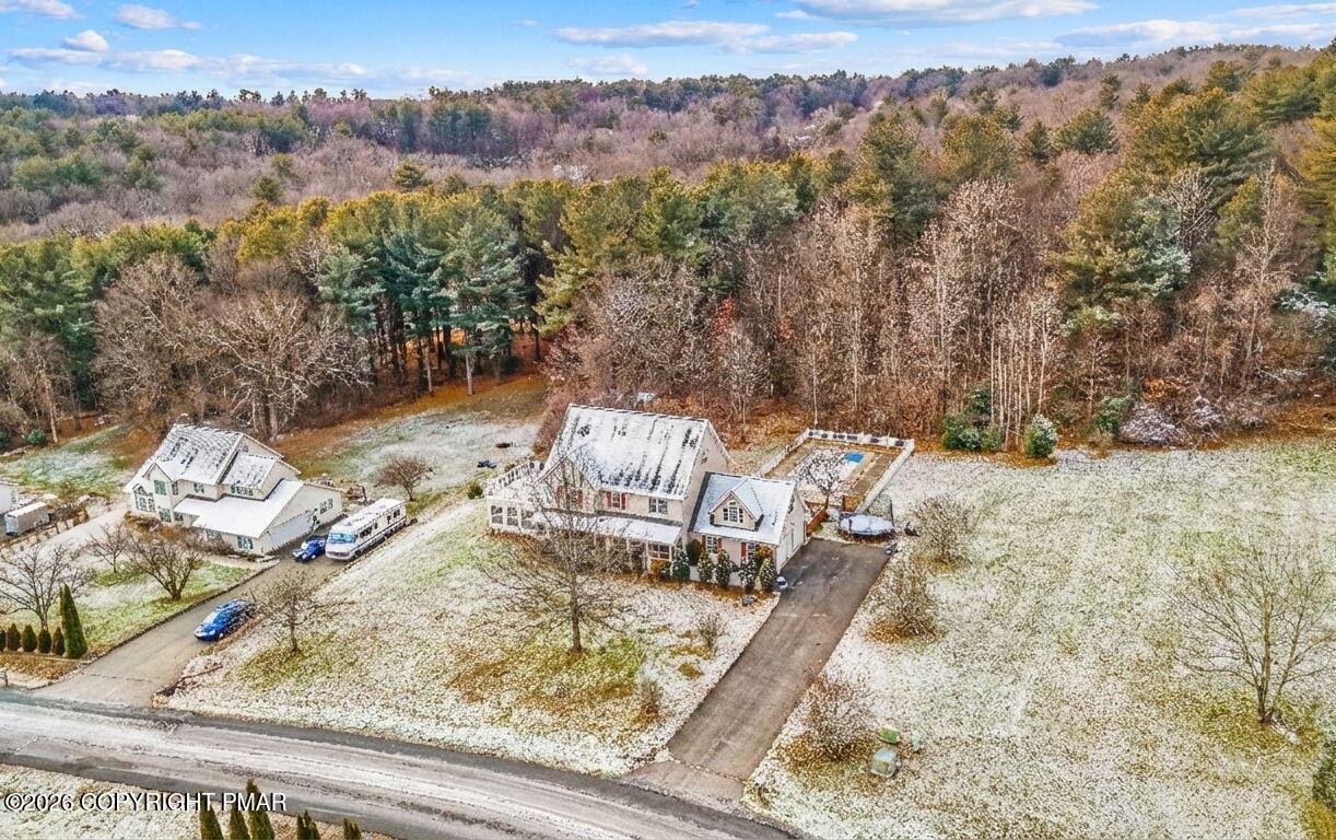 2247 Reo Drive Effort, PA 18330 - Photo 3 of 41 large-019bd93a-d5e9-70da-b556-20653af68a