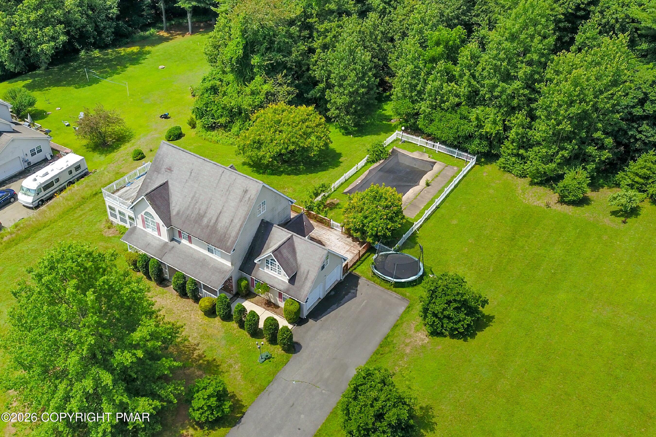 2247 Reo Drive Effort, PA 18330 - Photo 40 of 41 DJI_0221