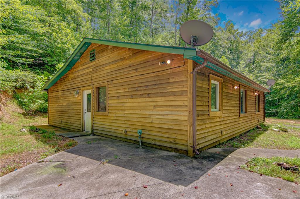 6693 Hummingbird Hollow Rural Hall, NC 27045 - Photo 24 of 30