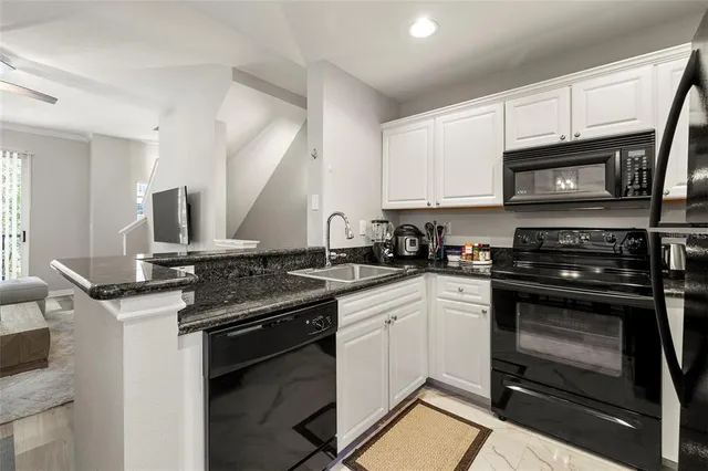 $2,550 | 126 Beach Haven Lane, Unit 126, Tampa, FL 33609