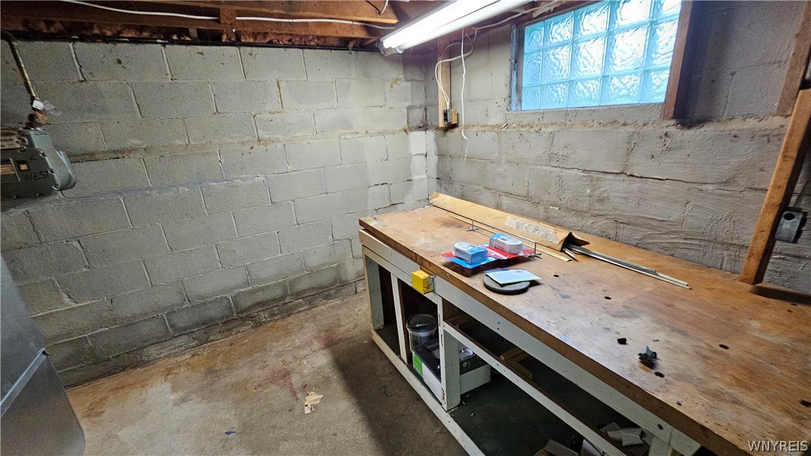 107 Fowler Avenue, Unit RIGHT Tonawanda, NY 14217 - Photo 23 of 24 Basement work bench