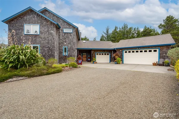 $799,000 | 402 17th Street Southwest, Long Beach, WA 98631