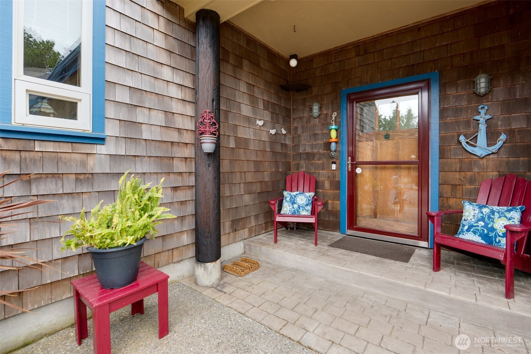 402 17th Street Southwest Long Beach, WA 98631 - Photo 2 of 32 a outdoor space with lots of fruit potted plants