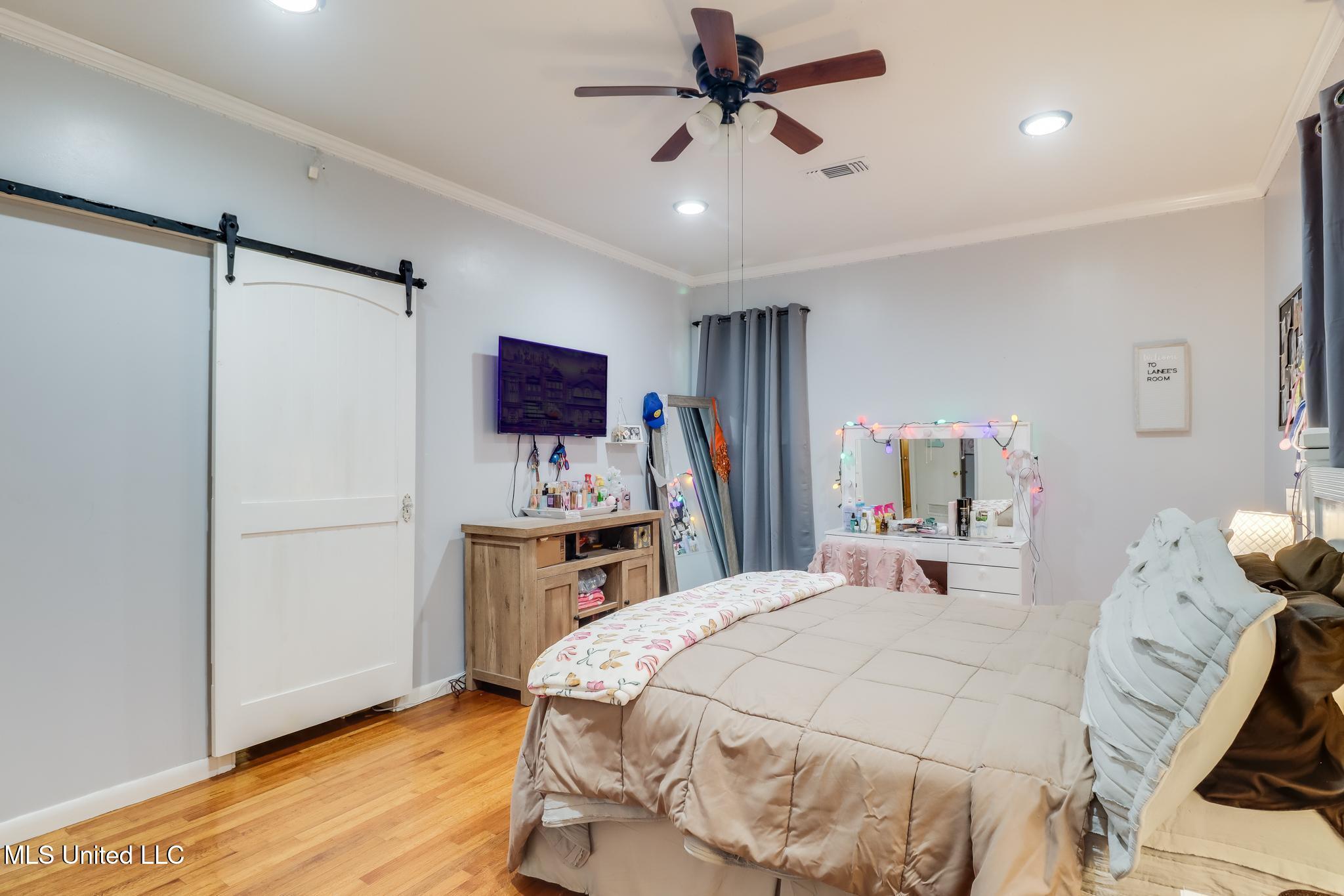 221 3rd Street North Wiggins, MS 39577 - Photo 19 of 36 Photo Jun 18 2025, 11 22 44 AM-Edit