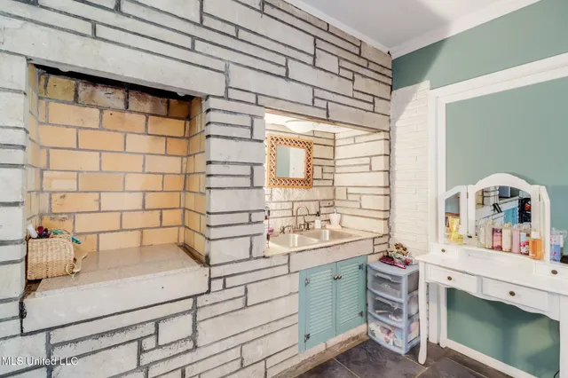 $430,000 | 221 3rd Street North, Wiggins, MS 39577