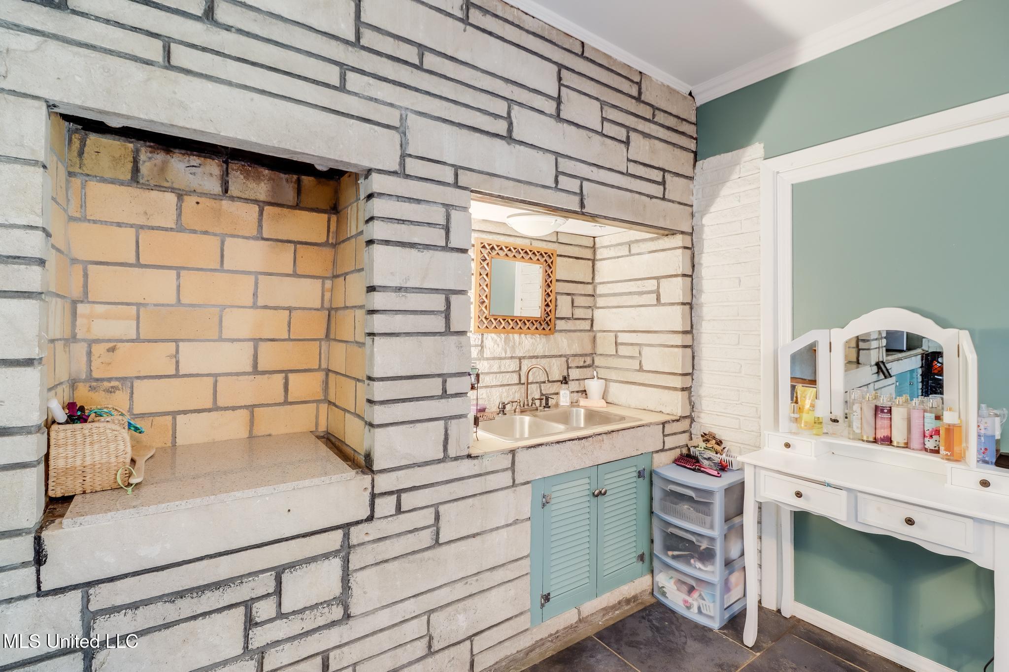 221 3rd Street North Wiggins, MS 39577 - Photo 26 of 36 Photo Jun 18 2025, 11 29 27 AM