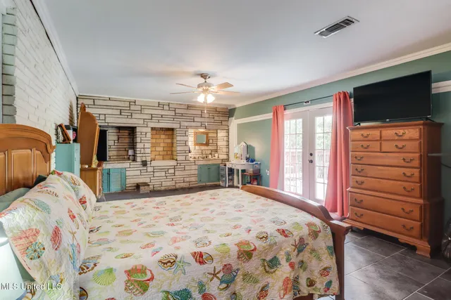 $430,000 | 221 3rd Street North, Wiggins, MS 39577