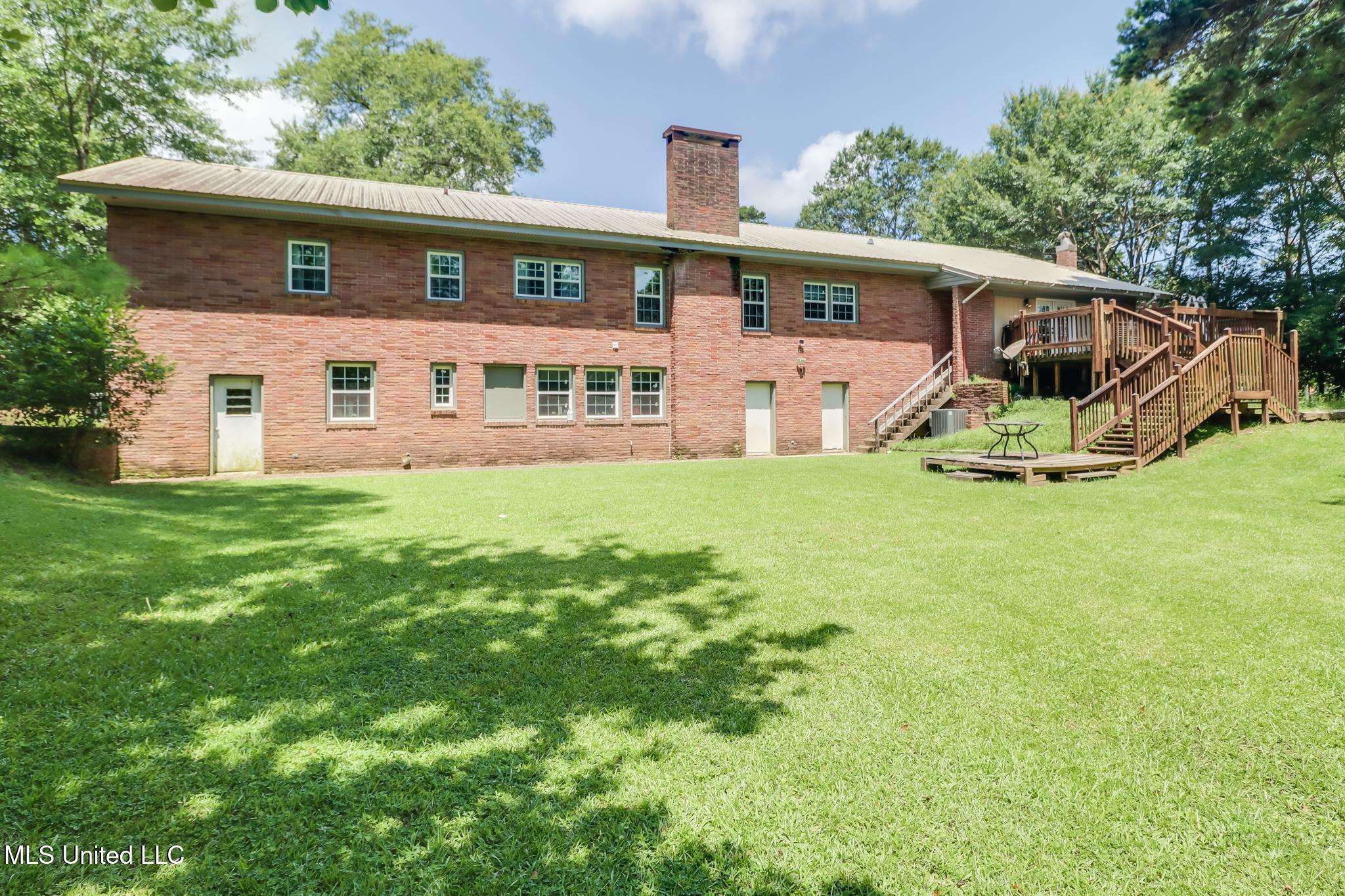 221 3rd Street North Wiggins, MS 39577 - Photo 30 of 36 Photo Jun 18 2025, 11 42 30 AM