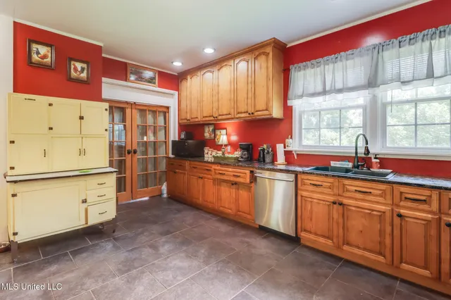 $430,000 | 221 3rd Street North, Wiggins, MS 39577