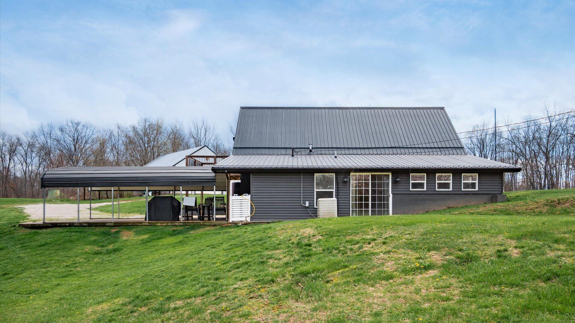 10021 West Triadelphia Road Crooksville, OH 43731 - Photo 43 of 78 43-z 10021 W Triadelphia093-2
