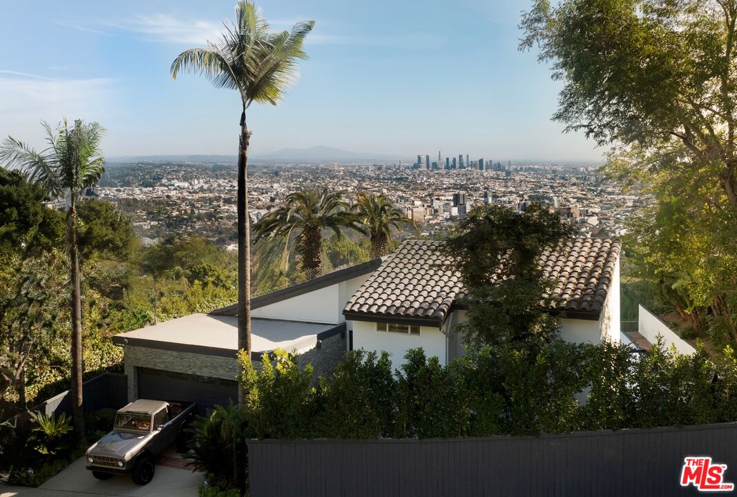 2669 Larmar Road Los Angeles, CA 90068 - Photo 16 of 16