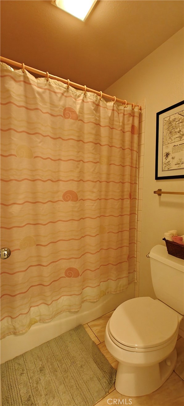 6144 Carodean Road Twentynine Palms, CA 92277 - Photo 57 of 71 a bathroom with a toilet and a shower