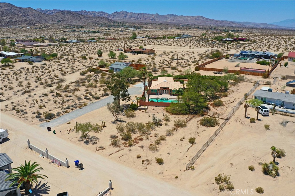 6144 Carodean Road Twentynine Palms, CA 92277 - Photo 68 of 71 view of city