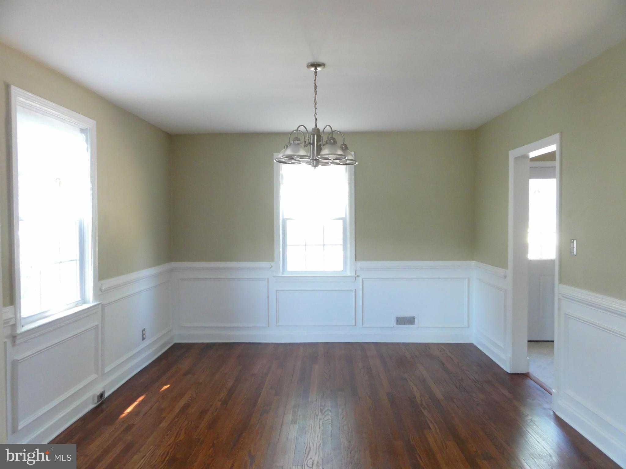 1500 East Cold Spring Lane Baltimore, MD 21218 - Photo 3 of 30 Dining Room