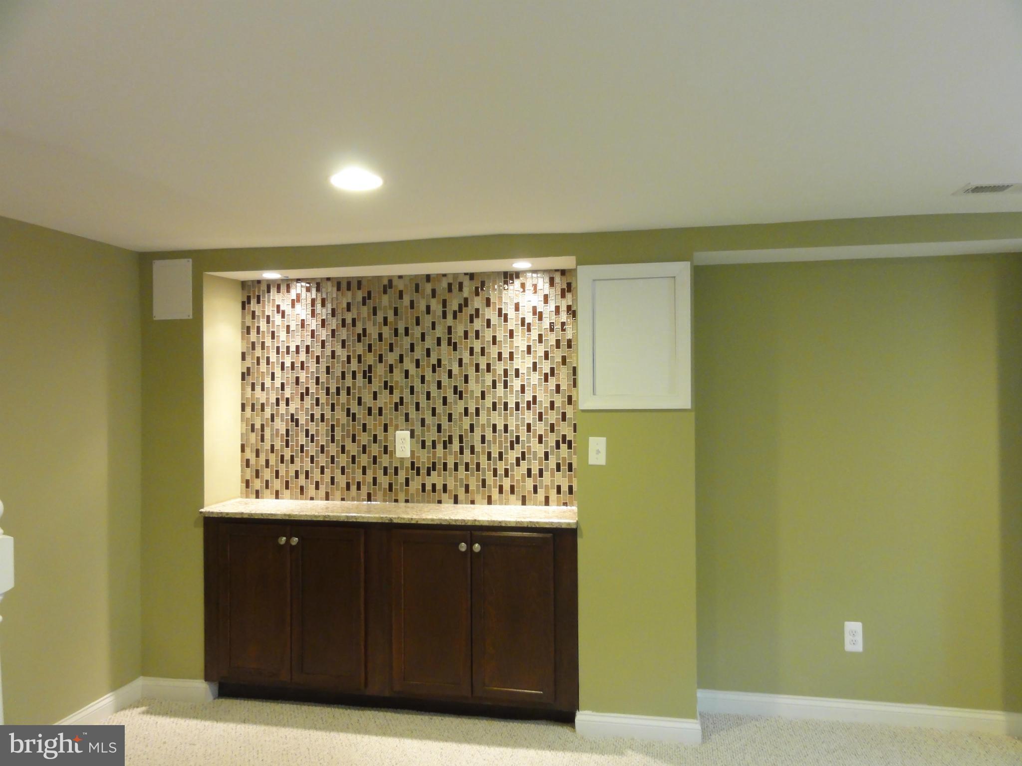 1500 East Cold Spring Lane Baltimore, MD 21218 - Photo 21 of 30 Family Room