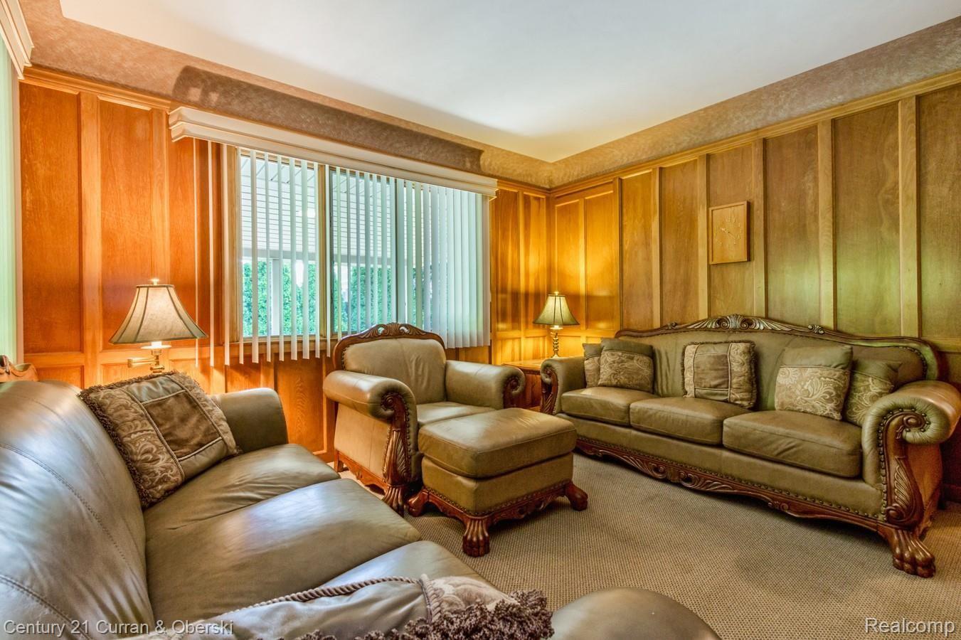 9438 Allen Road Allen Park, MI 48101 - Photo 12 of 28 12.jpg