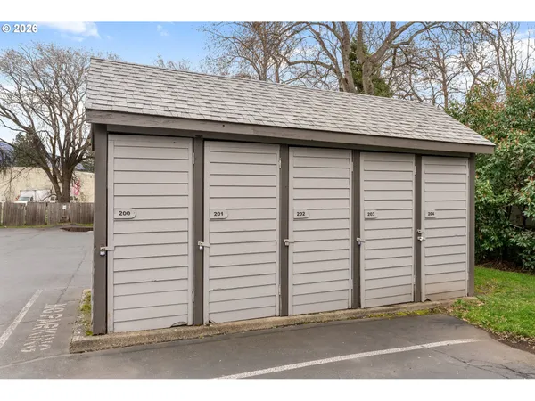 $370,000 | 301 North 15th Street, Unit 201, Hood River, OR 97031