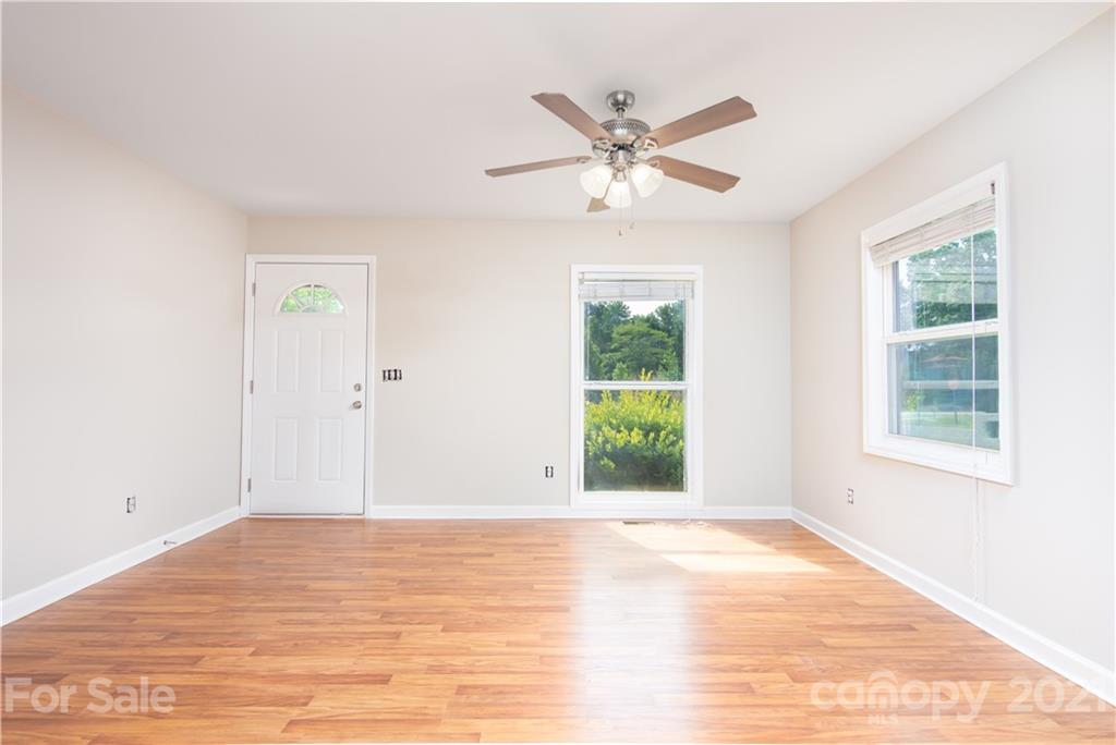 5040 Potter Road Stallings, NC 28104 - Photo 11 of 32 Gallery Image 11