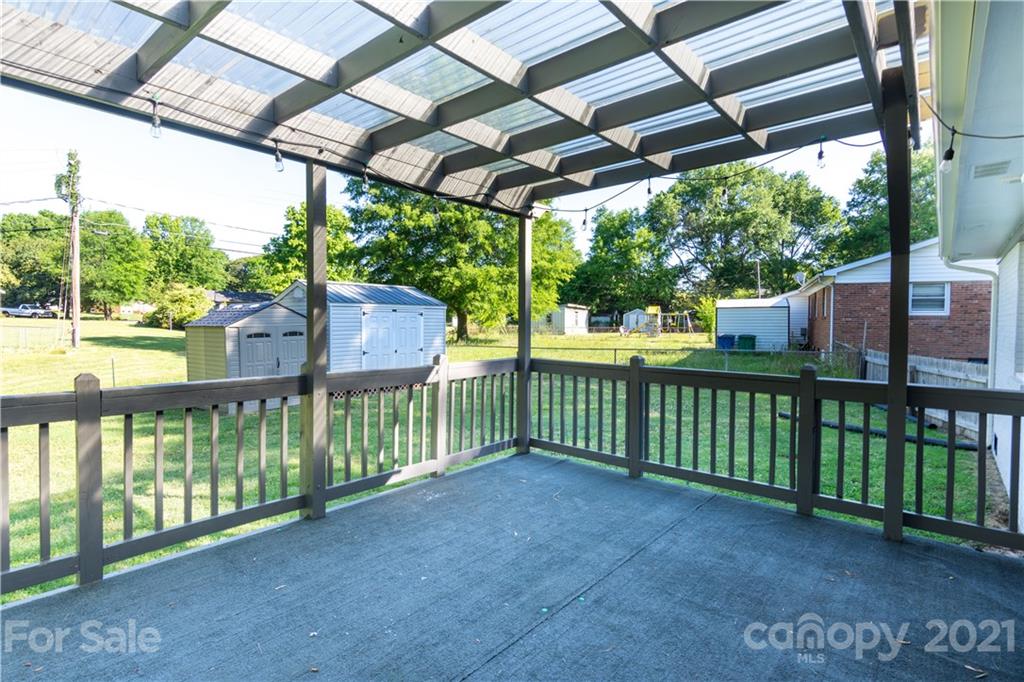 5040 Potter Road Stallings, NC 28104 - Photo 4 of 32 Gallery Image 4
