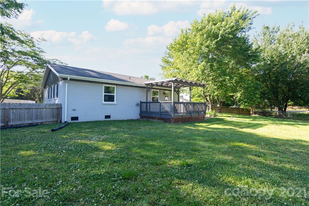 5040 Potter Road Stallings, NC 28104 - Photo 6 of 32 Gallery Image 6