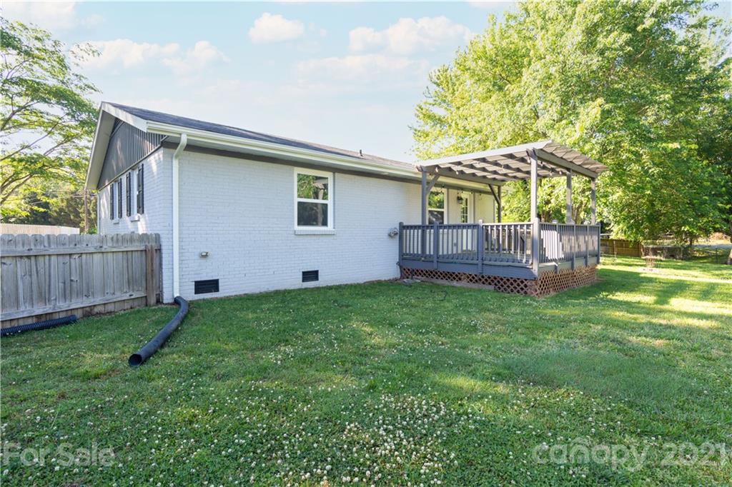 5040 Potter Road Stallings, NC 28104 - Photo 7 of 32 Gallery Image 7