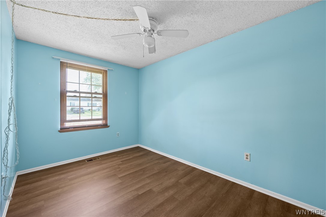 4680 Milestrip Road Hamburg, NY 14219 - Photo 15 of 29