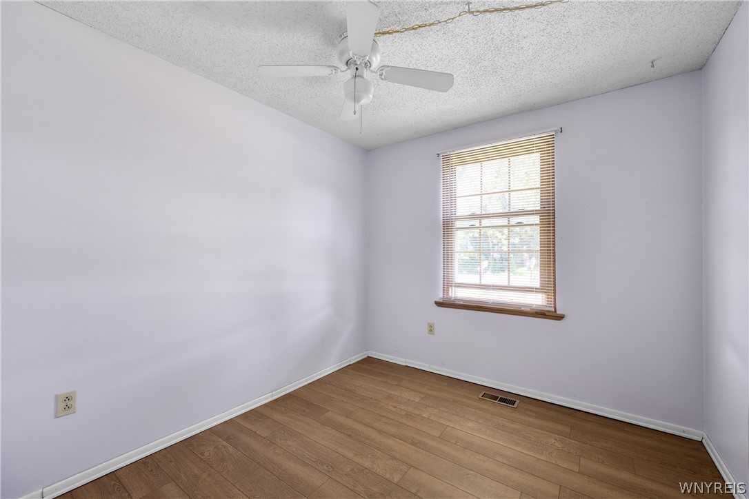 4680 Milestrip Road Hamburg, NY 14219 - Photo 16 of 29