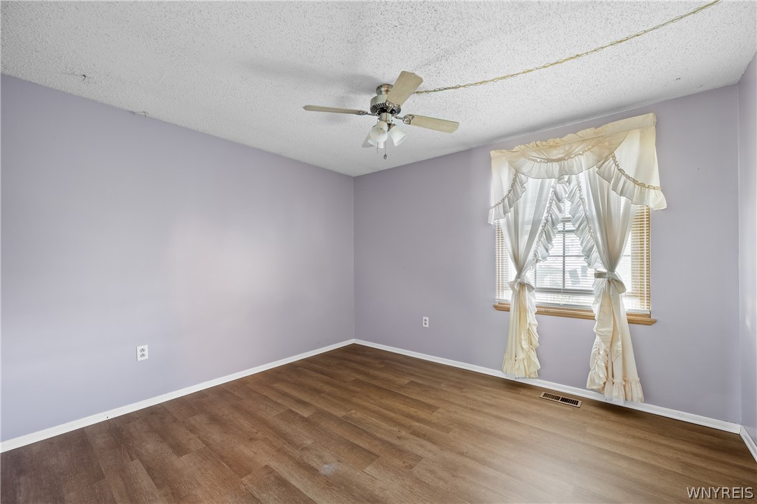 4680 Milestrip Road Hamburg, NY 14219 - Photo 17 of 29