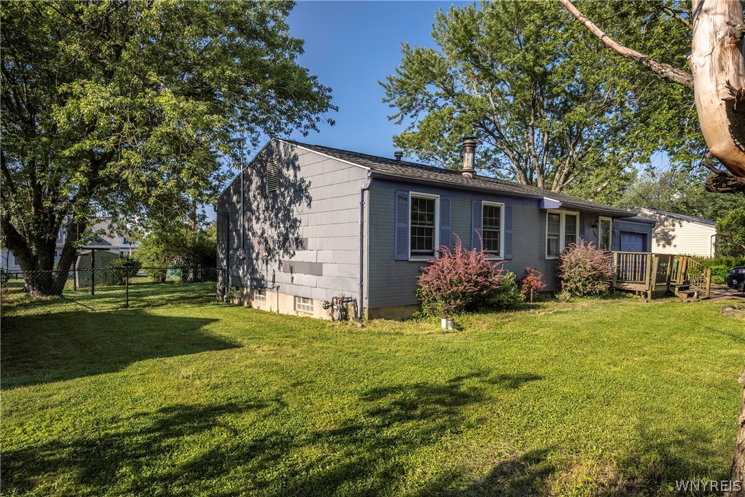 4680 Milestrip Road Hamburg, NY 14219 - Photo 3 of 29