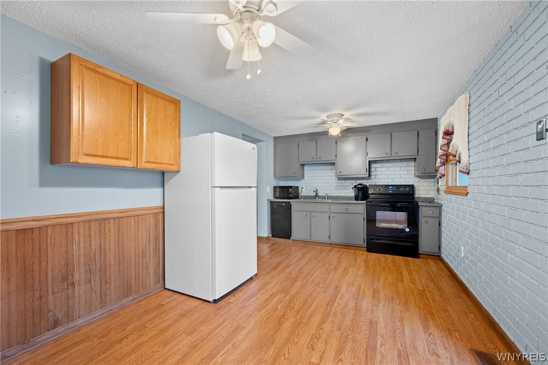 4680 Milestrip Road Hamburg, NY 14219 - Photo 9 of 29