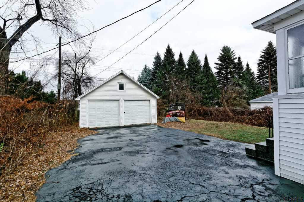 23 Eastholm Road Schenectady, NY 12304 - Photo 19 of 20 Photo 19