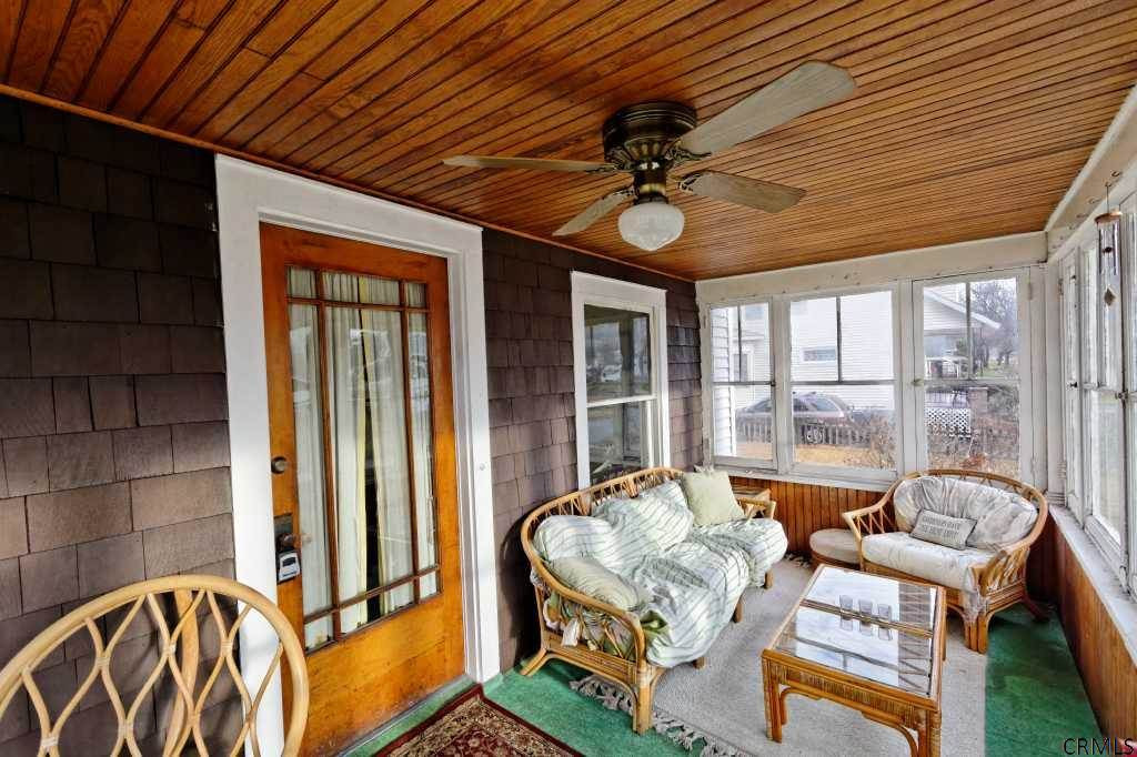 23 Eastholm Road Schenectady, NY 12304 - Photo 3 of 20 Photo 3