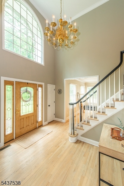 18 Stoneybrook Road Long Valley, NJ 07853 - Photo 3 of 49