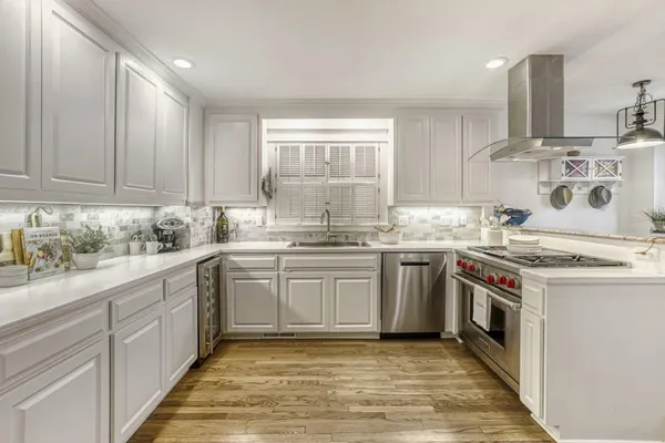 $1,195,000 | 3115 East Bde Maka Ska Parkway, Minneapolis, MN 55408
